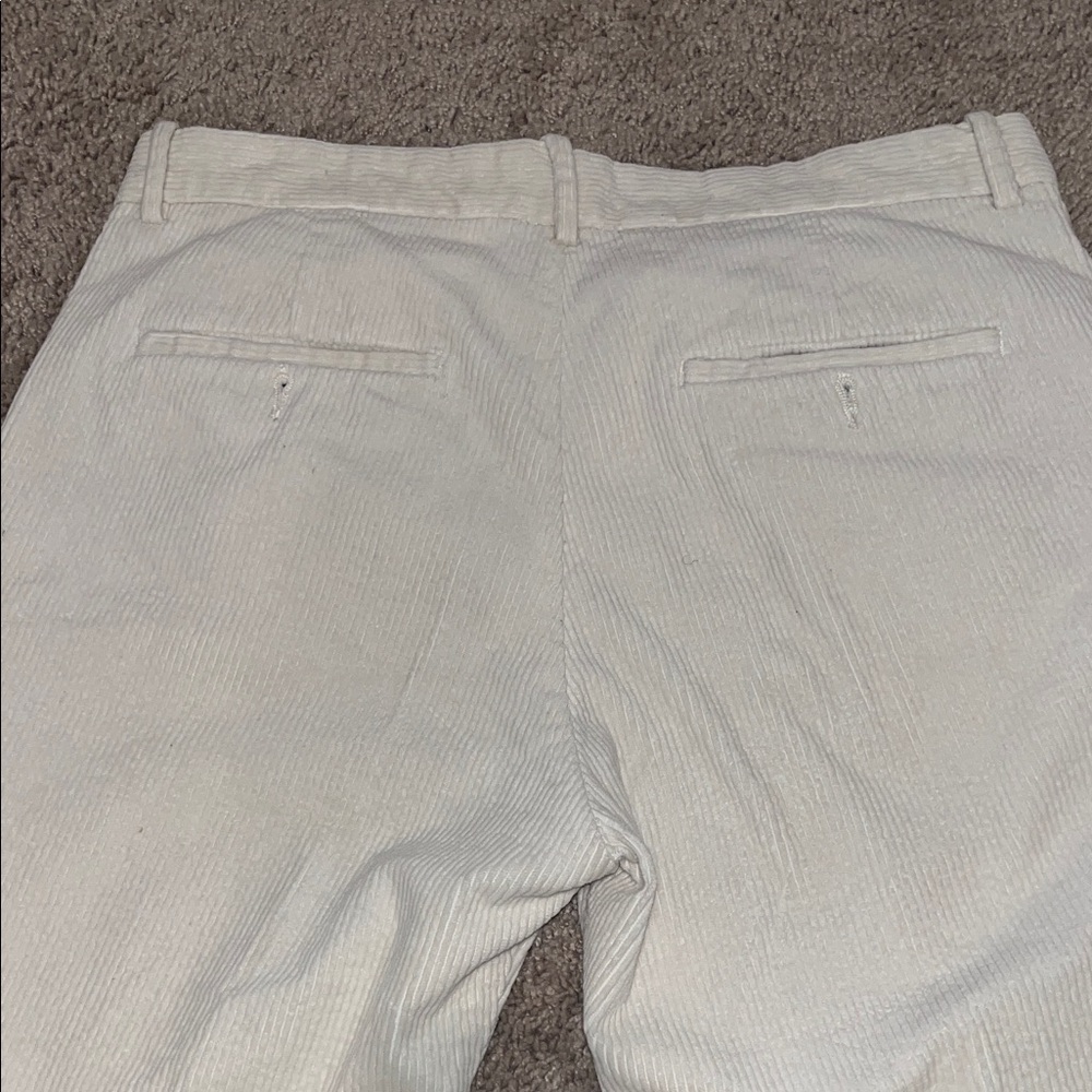 3/$10 H&M Women's White Corduroy Pants - Picture 6 of 6